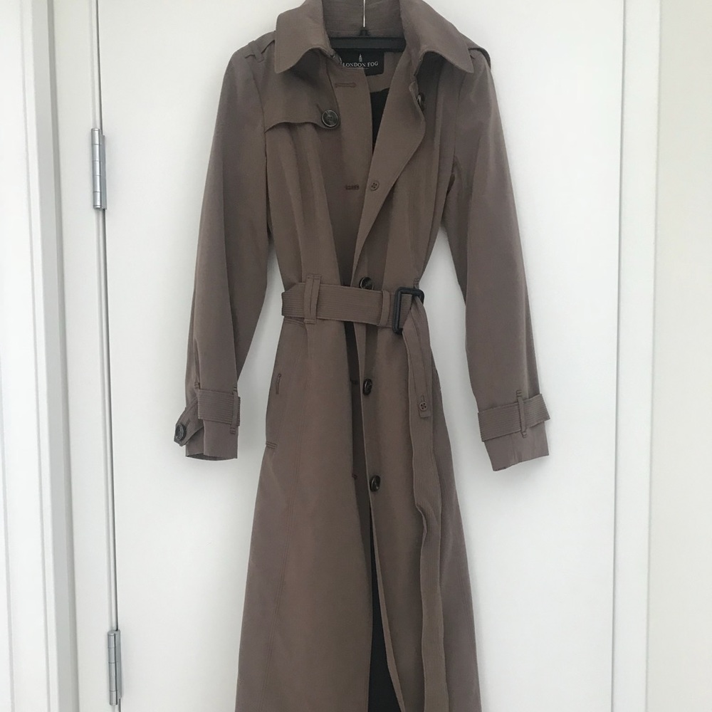 NWOT London fog trench coat.